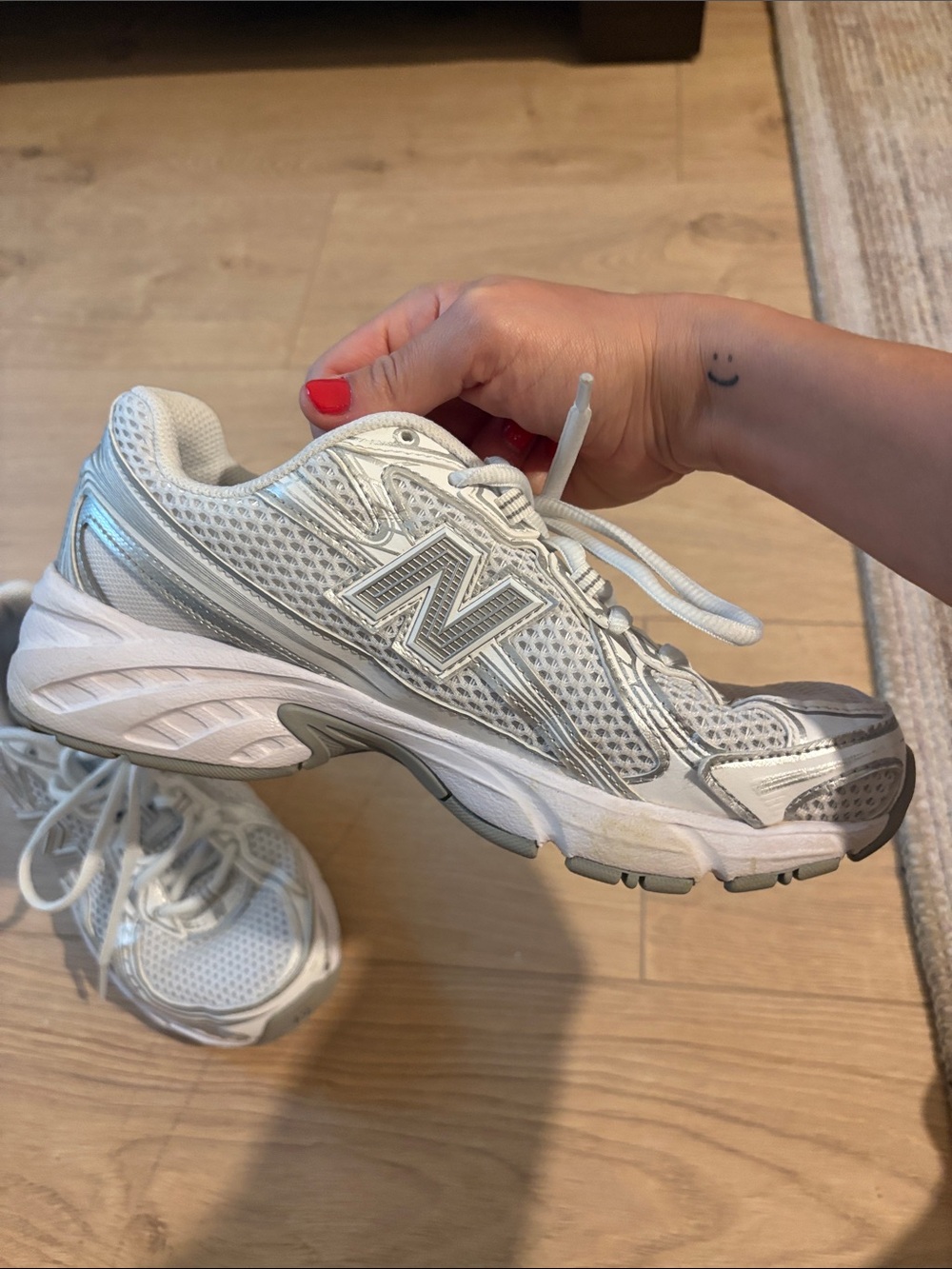 New Balance 740 Women's White & Silver Running Sneakers